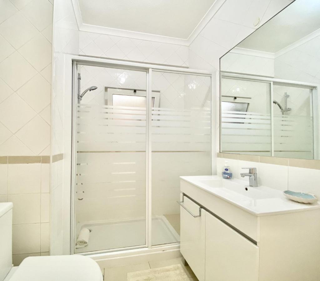 Torre 20 - Near The Beach - กัวเตย์รา ภายนอก รูปภาพ